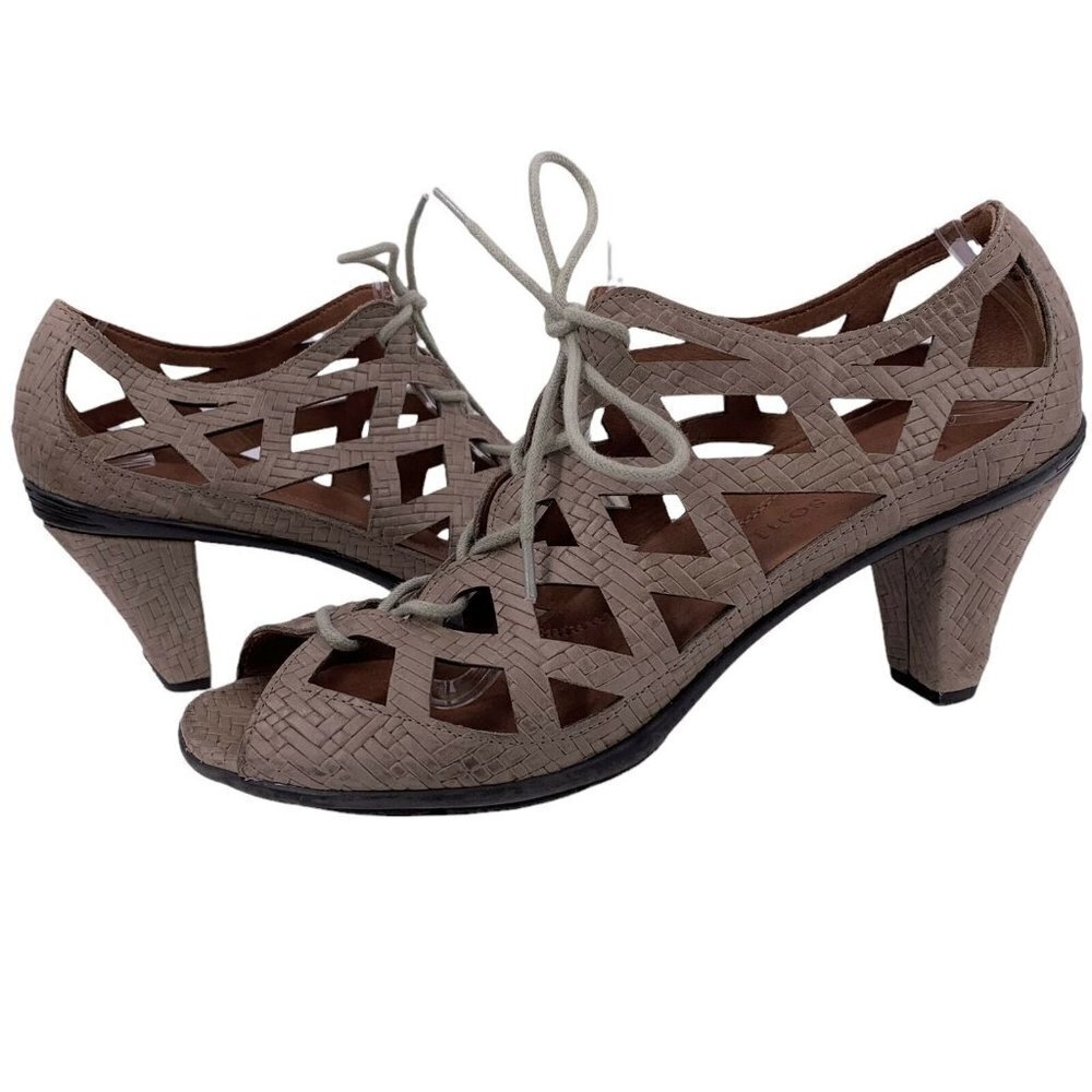 Gentle Souls OKEY DOKEY Taupe Lace-Up Gladiator Mid Heel Sandals Size 8 M